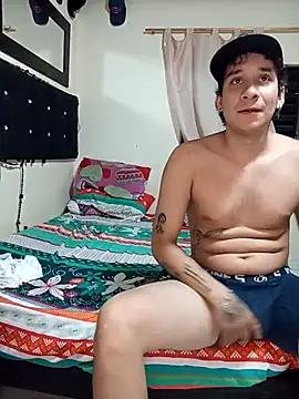 Snapshot of david-marce01 chatting on 03-08-26, 02:48 david-marce01 online show from 03-08-26, 02:48