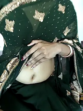 Sweet Cpl  online show from 04-22-26, 09:01