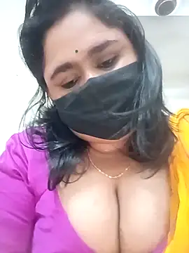 Snapshot of diyadey chatting on 03-06-26, 07:32 diyadey online show from 03-06-26, 07:32