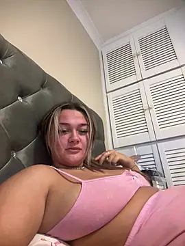 Snapshot of Abismithxox chatting on 03-09-26, 08:46 Abismithxox online show from 03-09-26, 08:46