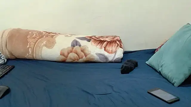 Freakycandy02 online show from 04-13-26, 08:03