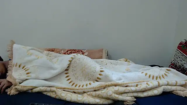 Freakycandy02 online show from 04-28-26, 02:27