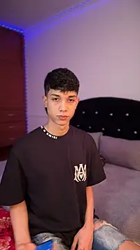 DiamondEssence online show from 03-05-26, 09:22