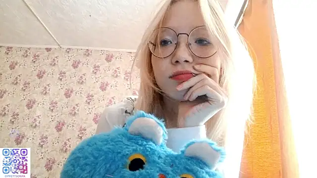 SoniqBliss online show from 03-11-26, 07:47