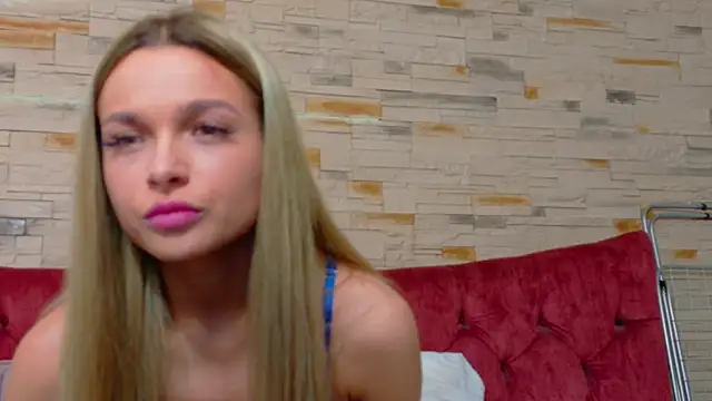 Snapshot of LannaSkyy chatting on 03-06-26, 08:38 LannaSkyy online show from 03-06-26, 08:38