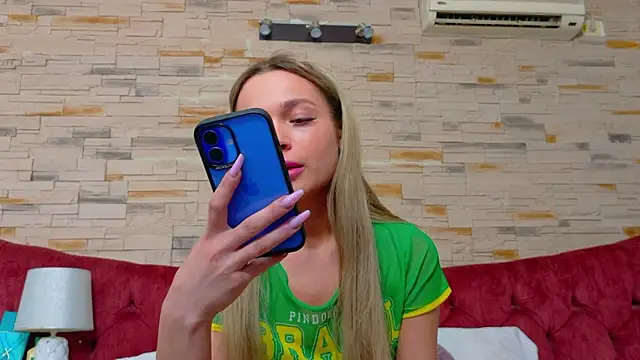 Snapshot of LannaSkyy chatting on 03-07-26, 08:50 LannaSkyy online show from 03-07-26, 08:50