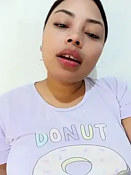 Snapshot of Naomi_Summer_ chatting on 02-26-26, 02:43 Naomi Summer online show from 02-26-26, 02:43