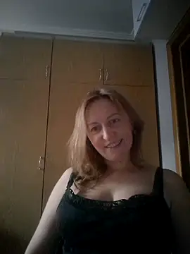 ChristinaYork online show from 03-04-26, 04:02