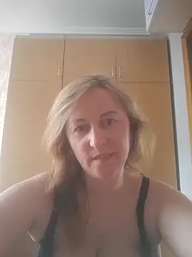 ChristinaYork online show from 04-22-26, 01:01