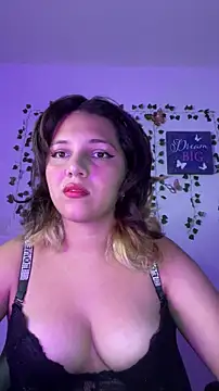 Snapshot of aurora_bela chatting on 03-12-26, 01:45 aurora bela online show from 03-12-26, 01:45