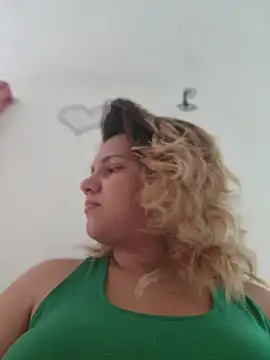 aurora bela online show from 04-26-26, 10:29