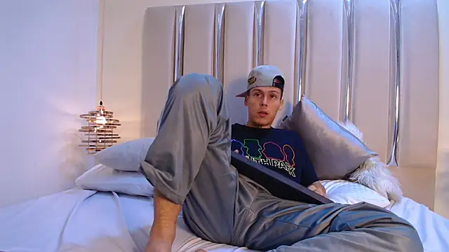 Ethan Wolfe online show from 03-13-26, 05:25