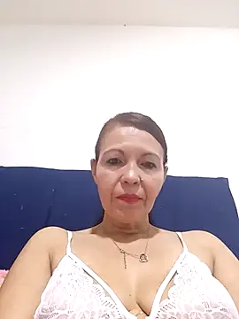 celeste kiss  online show from 04-11-26, 04:17