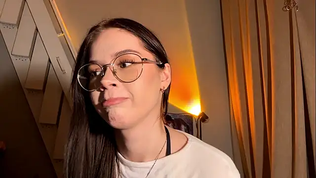 DebraSchneider online show from 03-01-26, 04:42