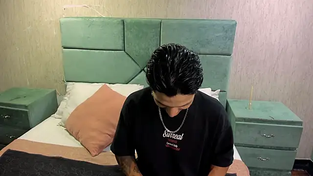 DanteLuxx online show from 03-16-26, 05:55