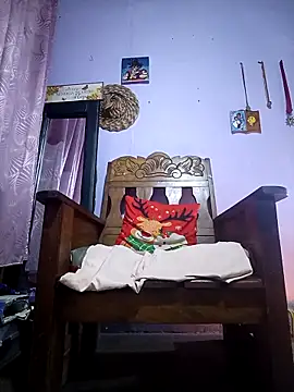 luis230436 online show from 04-29-26, 05:52