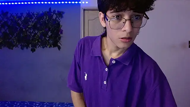 Snapshot of noah_millerx chatting on 03-07-26, 10:40 noah millerx online show from 03-07-26, 10:40