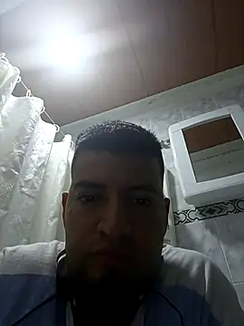 Snapshot of Ozkr777 chatting on 03-11-26, 10:16 Ozkr777 online show from 03-11-26, 10:16