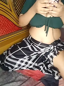 Snapshot of radhe_rani chatting on 03-10-26, 05:07 radhe rani online show from 03-10-26, 05:07