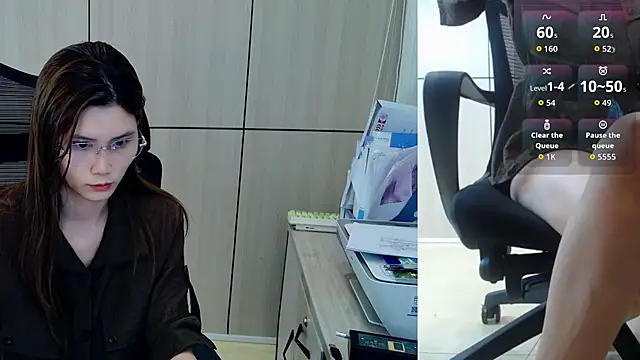 Snapshot of zhen-68 chatting on 07-04-26, 07:25 zhen-68 online show from 07-04-26, 07:25