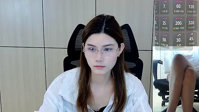 Snapshot of zhen-68 chatting on 07-09-26, 06:17 zhen-68 online show from 07-09-26, 06:17