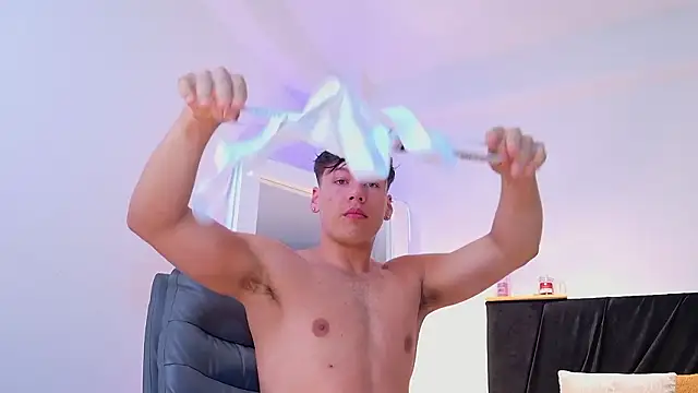 NIKLAS BRAUNN01 online show from 03-10-26, 11:37