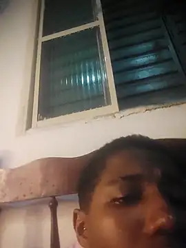 Snapshot of rakeliii chatting on 03-19-26, 06:39 rakeliii online show from 03-19-26, 06:39