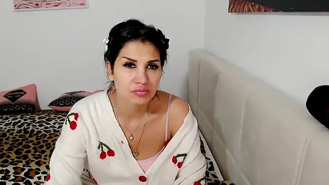 NickyHotXO online show from 05-13-26, 04:37
