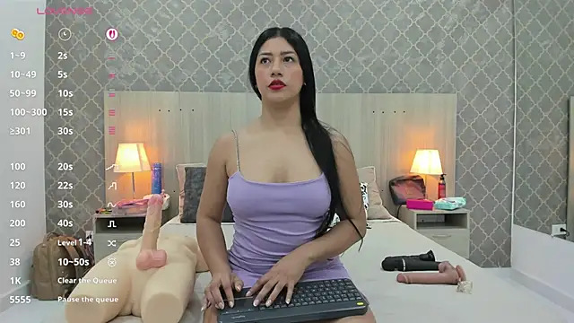 Snapshot of martina_ayala chatting on 06-20-26, 11:13 martina ayala online show from 06-20-26, 11:13
