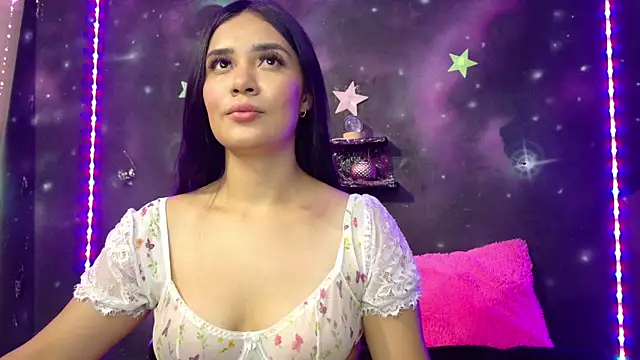 ValentinaRojass  online show from 06-13-26, 04:16