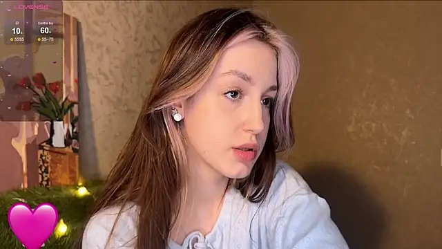 Snapshot of caramel_55 chatting on 03-04-26, 07:42 caramel 55 online show from 03-04-26, 07:42