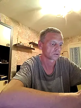 Snapshot of Maximuss69 chatting on 03-22-26, 07:06 Maximuss69 online show from 03-22-26, 07:06