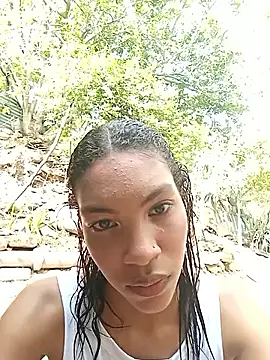 ginevere 20 online show from 04-24-26, 07:38