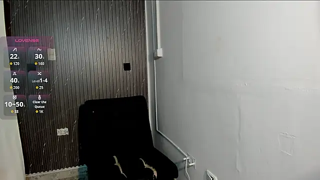 CharlotteKing8 online show from 03-06-26, 11:39