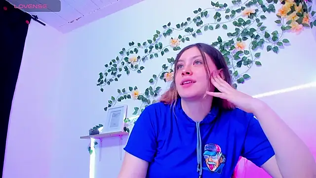 Snapshot of violeta_cutee chatting on 03-10-26, 01:16 violeta cutee online show from 03-10-26, 01:16