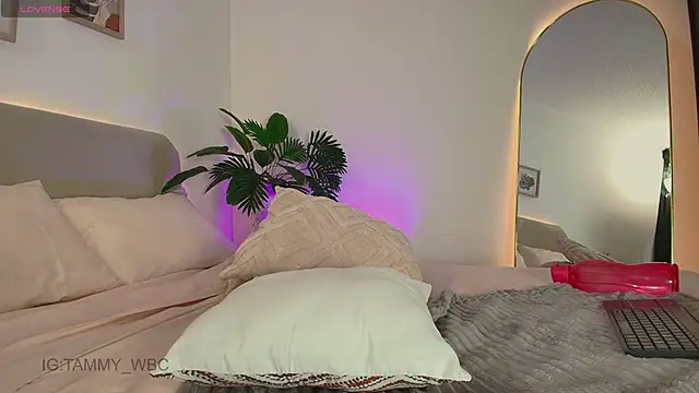 tammyyyy   online show from 06-14-26, 02:24