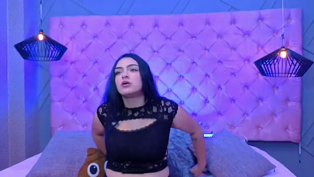 Snapshot of SARA_HORNY- chatting on 05-30-26, 04:31 SARA HORNY- online show from 05-30-26, 04:31