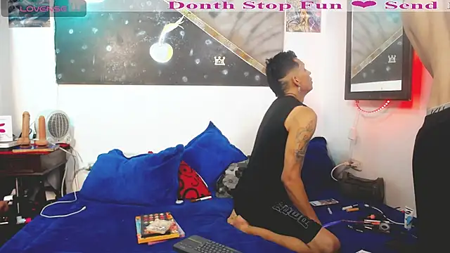 Snapshot of Little_sunshine_squad chatting on 03-14-26, 03:45 Little sunshine squad online show from 03-14-26, 03:45