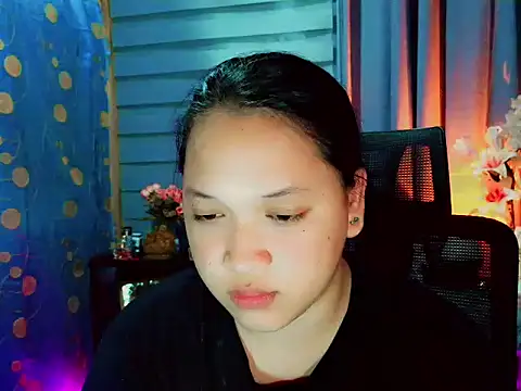 Snapshot of Sweet_coleen chatting on 04-05-26, 01:30 Sweet coleen online show from 04-05-26, 01:30