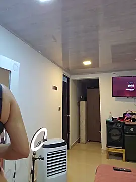 candy-xxx online show from 06-06-26, 10:36