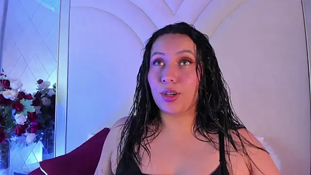 Snapshot of AmiiRosse chatting on 03-13-26, 08:37 AmiiRosse online show from 03-13-26, 08:37