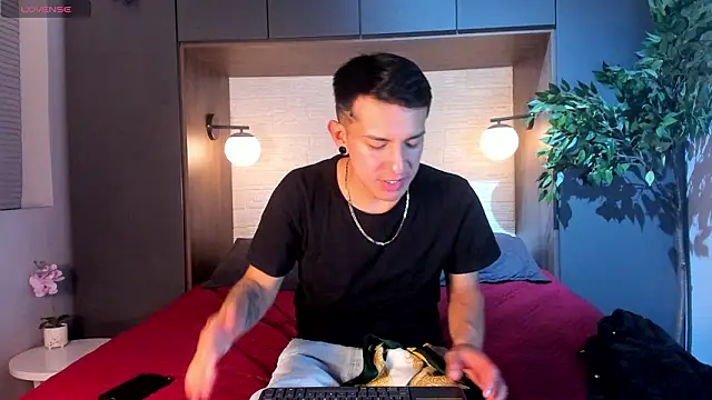 Juanse Colling online show from 03-13-26, 08:15