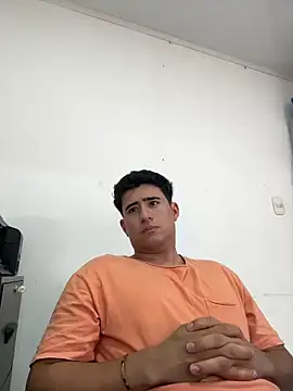 Snapshot of David-latinlover chatting on 03-06-26, 04:25 David-latinlover online show from 03-06-26, 04:25