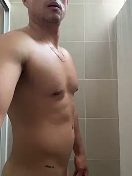 David-latinlover online show from 05-01-26, 09:19