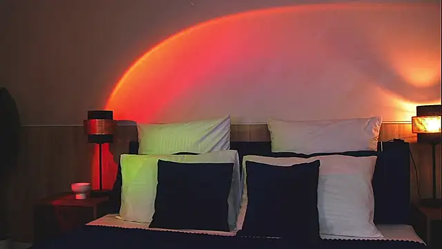 Snapshot of EmilyGray__ chatting on 06-20-26, 06:38 EmilyGray online show from 06-20-26, 06:38