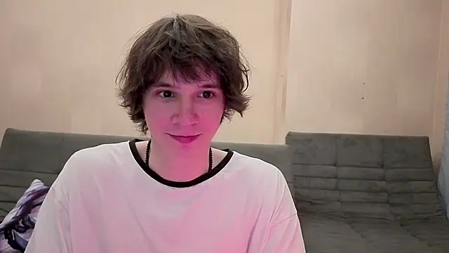 AnthonyCuutie online show from 08-08-26, 02:30