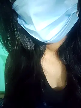 Snapshot of QUEEN_LADYY chatting on 03-05-26, 04:47 QUEEN LADYY online show from 03-05-26, 04:47