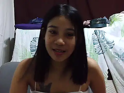 Snapshot of pinay_lovely66 chatting on 03-06-26, 03:47 pinay lovely66 online show from 03-06-26, 03:47