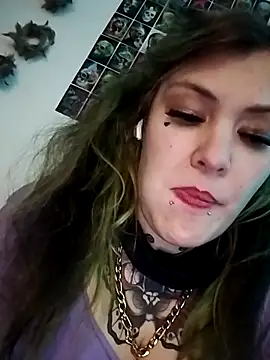 Snapshot of HennaedPyridine chatting on 02-28-26, 03:18 HennaedPyridine online show from 02-28-26, 03:18