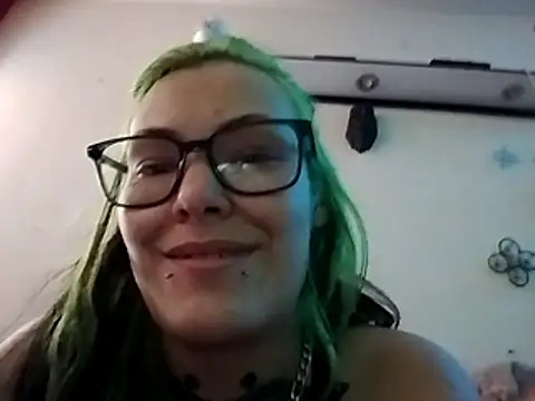 Snapshot of HennaedPyridine chatting on 03-22-26, 07:45 HennaedPyridine online show from 03-22-26, 07:45